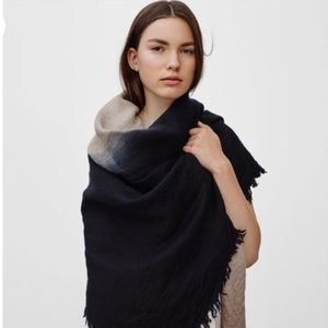 Aritzia Wilfred Large Wool Ombre Blanket Scarf